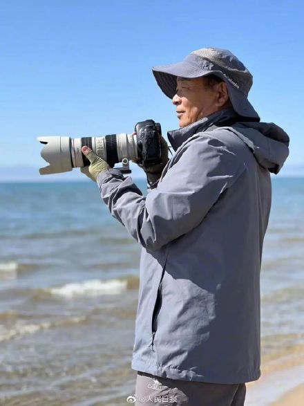 摄影师27年拍近20万张生态环保照片 摄影师27年拍近20万张生态环保照片