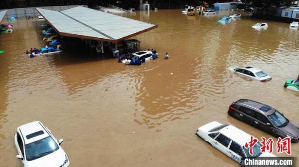 甘肃迎入汛以来最强降水过程:兰州现城市内涝 甘肃迎入汛以来最强降水过程:兰州现城市内涝
