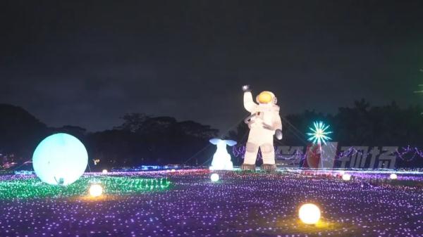 喜提全国热搜!深圳天空出现“丁达尔效应”,网友开始斗图... 喜提全国热搜!深圳天空出现“丁达尔效应”,网友开始斗图...