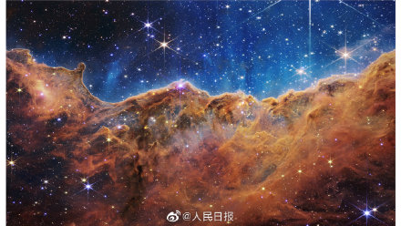 韦伯望远镜首批全彩宇宙图像公布