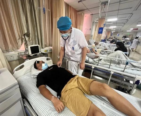 “热得要命”!冲上热搜第一,长沙已收治3例 “热得要命”!冲上热搜第一,长沙已收治3例