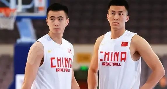 还在咳嗽、还未转阴……郭艾伦透露身体状况,中国男篮首战不敌韩国 还在咳嗽、还未转阴……郭艾伦透露身体状况,中国男篮首战不敌韩国