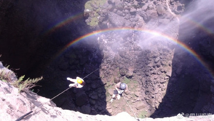 转发好运！四川版龙岭迷窟现双彩虹