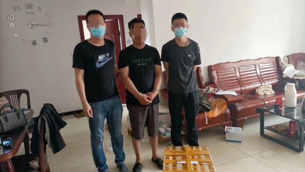 你被偷拍了！