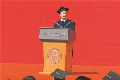 “当过兵的人，决不能打败仗”