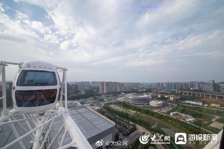 高108米转一圈要20多分钟!记者带你体验济南这座能K歌的超豪华摩天轮 高108米转一圈要20多分钟!记者带你体验济南这座能K歌的超豪华摩天轮