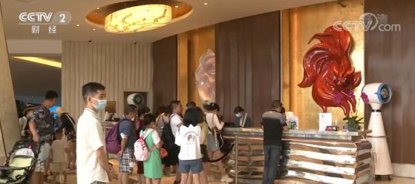 海南三亚：海岛游升温 “游玩+旅拍”受青睐
