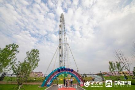 高108米转一圈要20多分钟!记者带你体验济南这座能K歌的超豪华摩天轮 高108米转一圈要20多分钟!记者带你体验济南这座能K歌的超豪华摩天轮