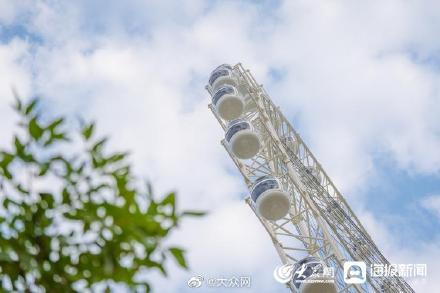 高108米转一圈要20多分钟!记者带你体验济南这座能K歌的超豪华摩天轮 高108米转一圈要20多分钟!记者带你体验济南这座能K歌的超豪华摩天轮