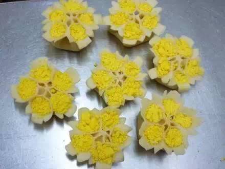 三伏天来了!今天,河北人最不应该放过的就是饺子...... 三伏天来了!今天,河北人最不应该放过的就是饺子......