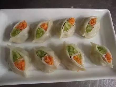 三伏天来了!今天,河北人最不应该放过的就是饺子...... 三伏天来了!今天,河北人最不应该放过的就是饺子......