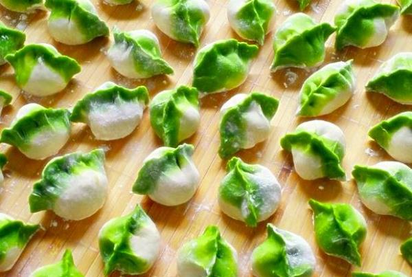 三伏天来了!今天,河北人最不应该放过的就是饺子...... 三伏天来了!今天,河北人最不应该放过的就是饺子......