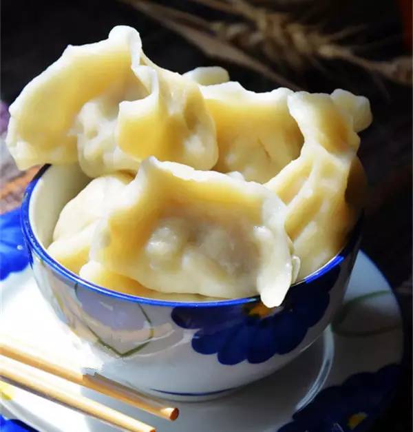 三伏天来了!今天,河北人最不应该放过的就是饺子...... 三伏天来了!今天,河北人最不应该放过的就是饺子......