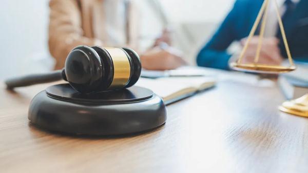 夫妻一方欠债,离婚后债务该如何偿还?欠款人去世欠款该咋办?民法典来解答! 夫妻一方欠债,离婚后债务该如何偿还?欠款人去世欠款该咋办?民法典来解答!