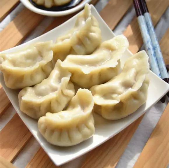 三伏天来了!今天,河北人最不应该放过的就是饺子...... 三伏天来了!今天,河北人最不应该放过的就是饺子......