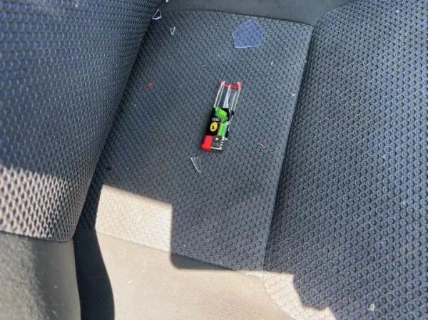 温度直冲90℃！网红喷雾突然爆炸，这些物件你还敢放车上吗？