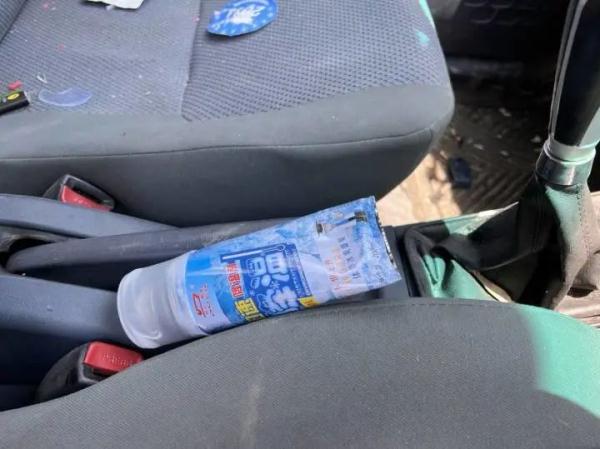 温度直冲90℃！网红喷雾突然爆炸，这些物件你还敢放车上吗？