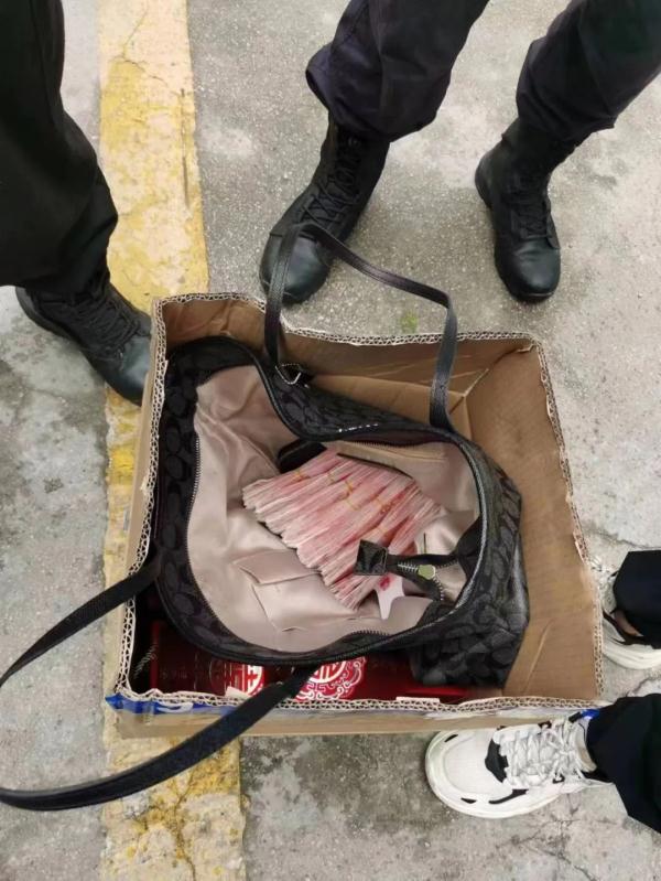 结婚收礼8万,贵阳小伙转身就弄丢!民警:不慌,找! 结婚收礼8万,贵阳小伙转身就弄丢!民警:不慌,找!