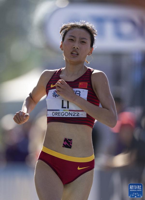 田径世锦赛｜女子马拉松：格布雷斯拉瑟夺冠 张德顺、李芷萱位列第11、22名