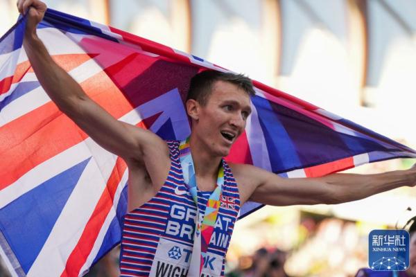 田径世锦赛｜英国选手怀特曼夺男子1500米冠军