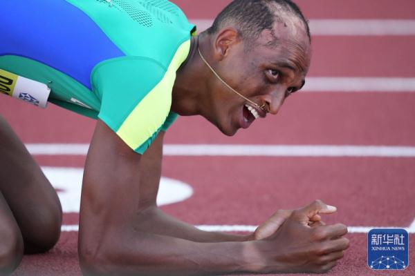 田径世锦赛|多斯桑托斯夺男子400米栏冠军 田径世锦赛|多斯桑托斯夺男子400米栏冠军