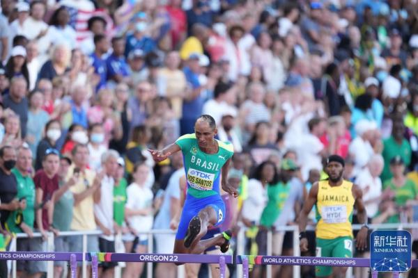 田径世锦赛|多斯桑托斯夺男子400米栏冠军 田径世锦赛|多斯桑托斯夺男子400米栏冠军