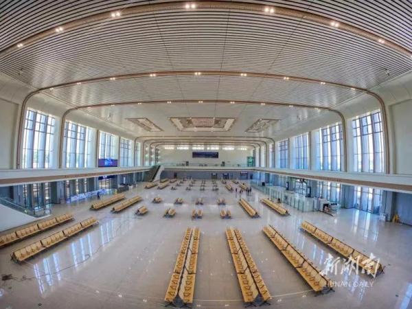 湖南这条高铁即将开通!刚刚,记者抢先体验! 湖南这条高铁即将开通!刚刚,记者抢先体验!