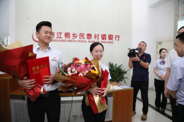 “欣欣”的爸爸救了“欣欣”！浙江桐乡坠楼小女孩背后还有这样的故事…