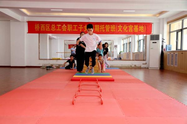 石家庄、福州等地推出小学生暑假托管服务 有意思有秩序有温度