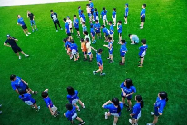 出不去、留家累,本地夏令营爆火!旅行社也来“抢生意” 出不去、留家累,本地夏令营爆火!旅行社也来“抢生意”