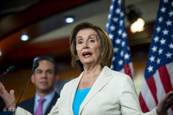 美国大妈威胁枪杀佩洛西 被判坐牢60天