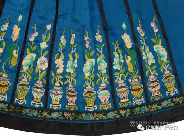 这条明代马面裙可太美了,细节惊艳! 这条明代马面裙可太美了,细节惊艳!