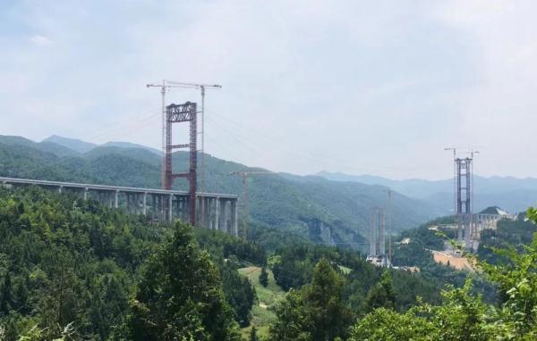走近在建的世界上最大跨径双跨连续拱桥