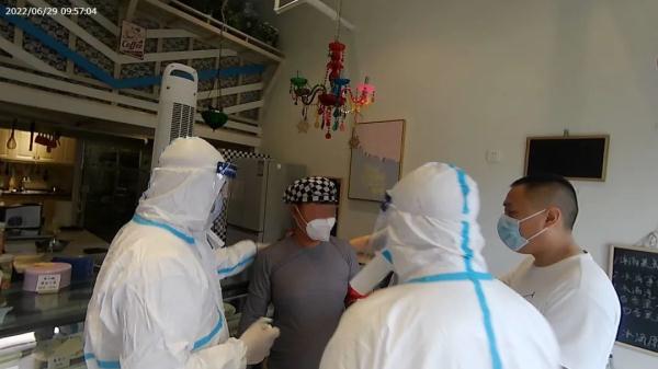 少年尾随女子……连捅数刀!抓捕现场曝光 少年尾随女子……连捅数刀!抓捕现场曝光