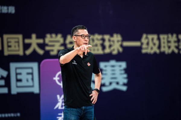 篮球 | CUBA女子组总决赛：清华大学夺冠