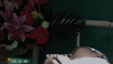 这位全国优秀人民警察站在阴影里作报告