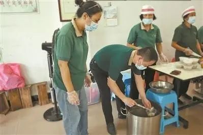 天下没有免费的午餐?不,这里就有 天下没有免费的午餐?不,这里就有