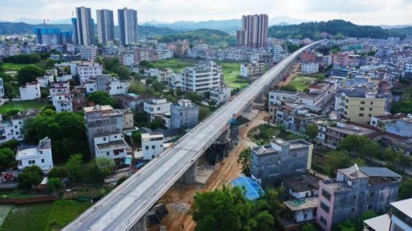 一大波铁路新线来了！还将“牵手”国际机场