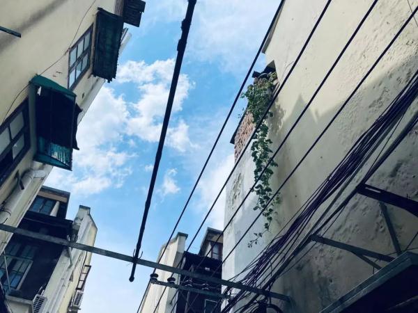 作别，上海最后一块成片二级以下旧里的“苍蝇馆子”