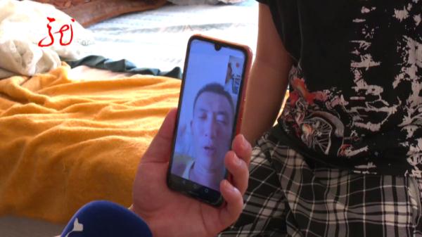 黑龙江一对小哥俩在幼儿园待了二十多天，“失联”爸爸终于露面