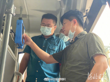 省时又省钱,三河至北京通勤定制快巴今日正式投入运营 省时又省钱,三河至北京通勤定制快巴今日正式投入运营