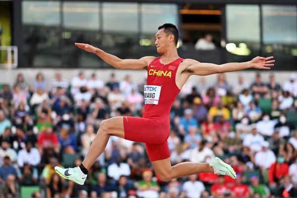 世界田径锦标赛：中国队2金1银3铜收官 男子跳跃创造历史