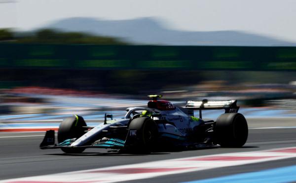 F1法国大奖赛:勒克莱尔领跑撞车 维斯塔潘笑纳大礼 F1法国大奖赛:勒克莱尔领跑撞车 维斯塔潘笑纳大礼