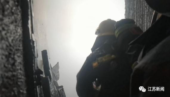 孩子听见“噼里啪啦”，无人的卧室突然起火！原因可能与它有关