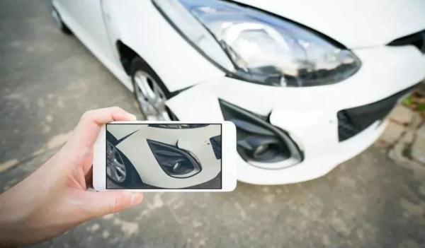 发生交通事故如何快速处理?读这篇就够了! 发生交通事故如何快速处理?读这篇就够了!