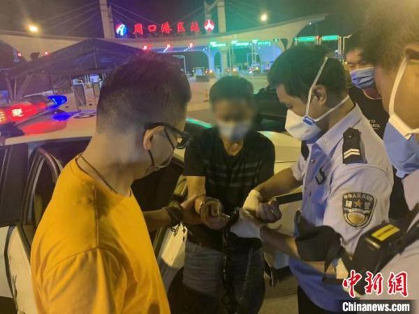 上海警方在“百日行动”中集中开展破案攻坚：3起20多年前的命案积案告破
