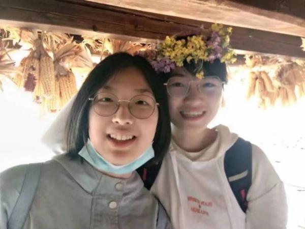 “顶峰见”又有新素材！“4名发小考清华”刷屏后，武大发了张照片......