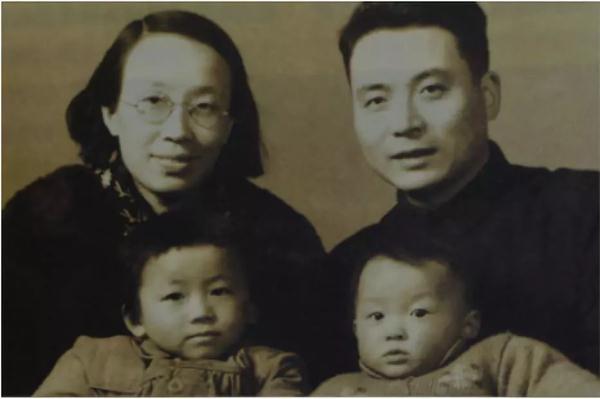 永远铭记！缅怀“两弹一星”元勋邓稼先