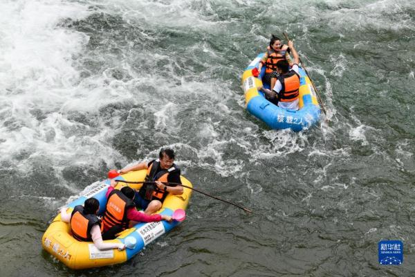 贵州施秉：“避暑经济”激发旅游市场新活力