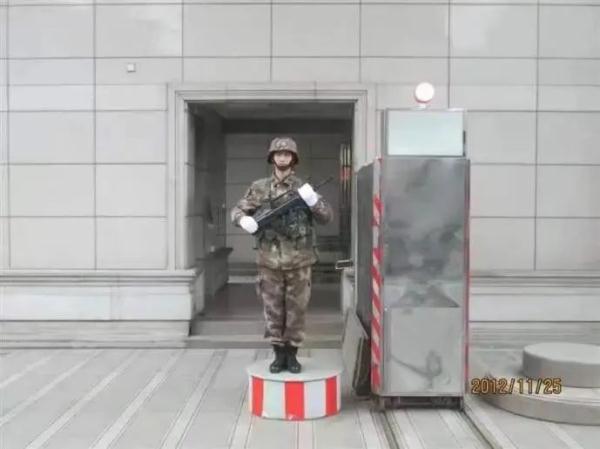 陆、海、空、火箭、武警……战友，你好吗